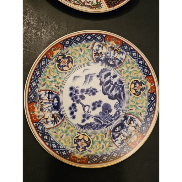 Four Vintage Japanese Gold Imari Hand Painted 6" Porcelain Plates W Hangers - Picture 5 of 15